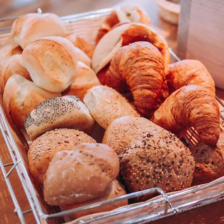 فندق Zum Ochsen 3*