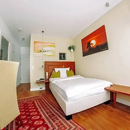 فندق Zum Ochsen 3*